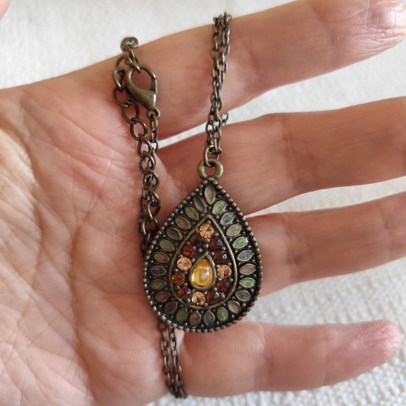 3/$20💗Vintage Teardrop Pendant Necklace Lobster Clasp - Picture 5 of 7